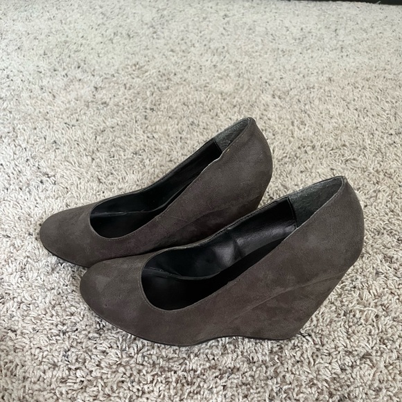 Call It Spring grey wedges - Picture 2 of 4
